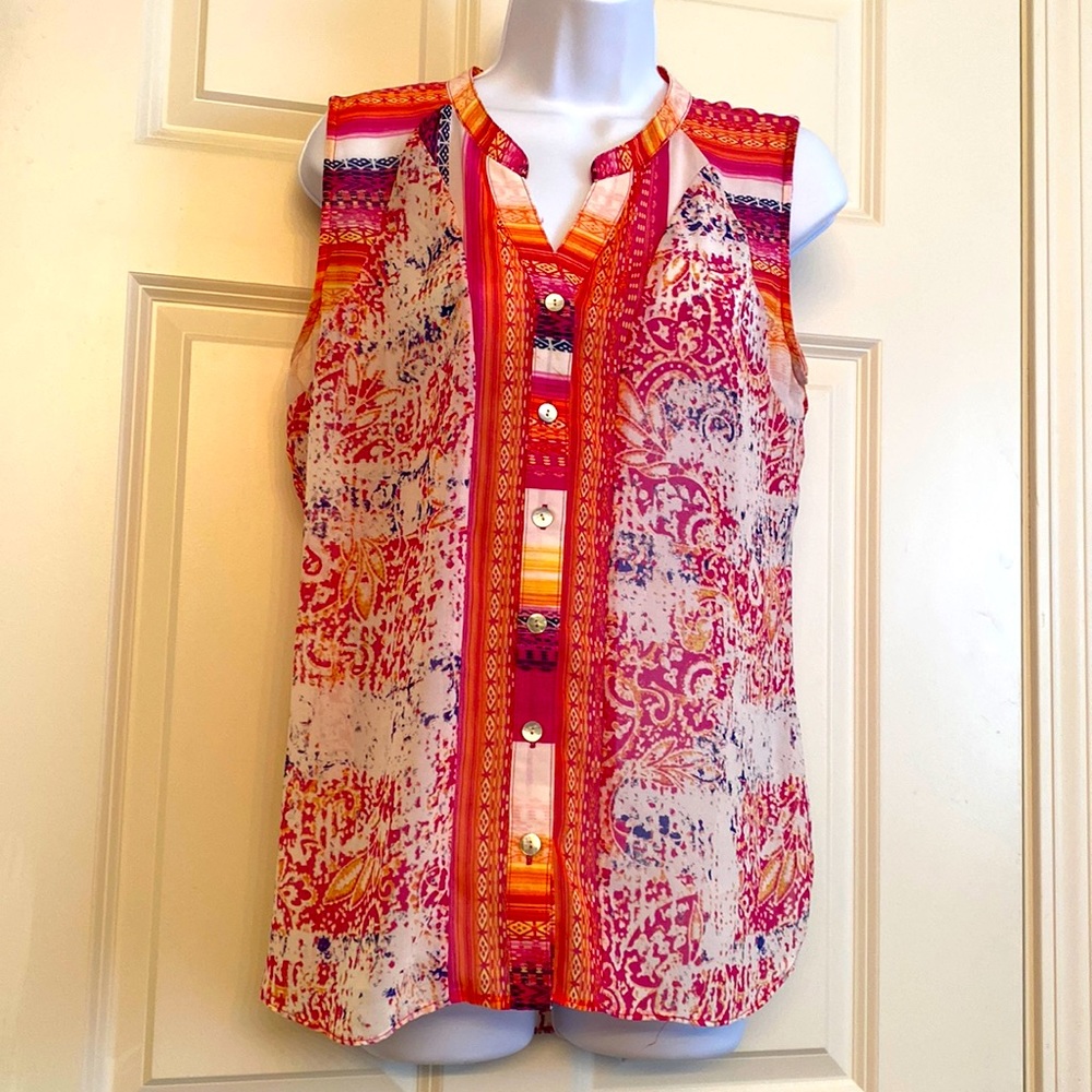 Fig and flower sleeveless blouse